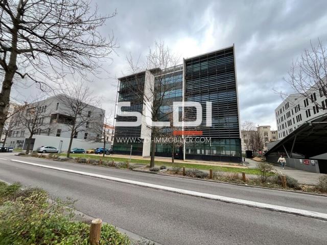 Bureaux A LOUER - LYON - 2 350 m²