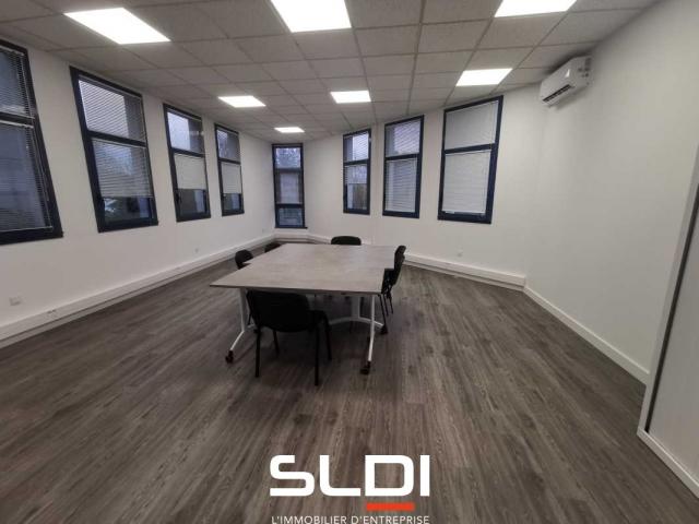 Bureaux A LOUER - SAINT QUENTIN FALLAVIER - 151 m²
