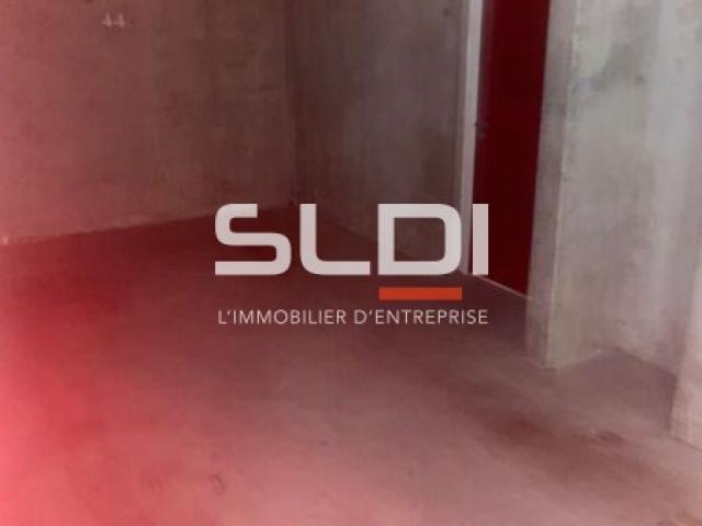 Bureaux A LOUER - VILLEURBANNE - 855 m²