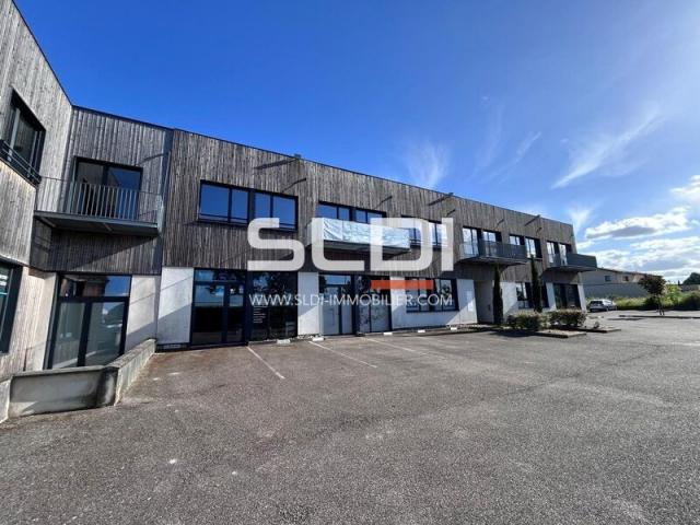 Locaux d'activités A VENDRE - MONTANAY - 133 m²
