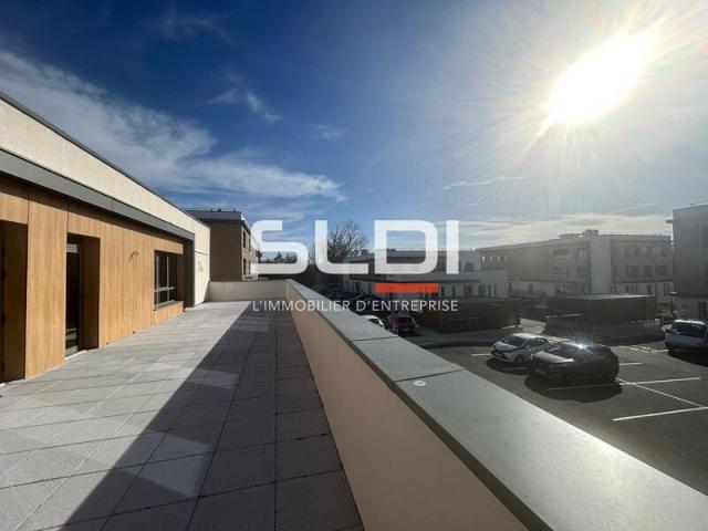 Bureaux A VENDRE - TREVOUX - 2 141 m²