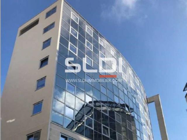 Bureaux A LOUER - CALUIRE ET CUIRE - 370 m²