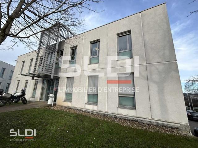 Bureaux A LOUER - LIMAS - 603 m²