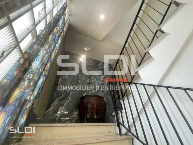 Bureaux A LOUER - SAINT PRIEST - 75 m²
