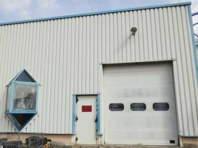Locaux d'activités A LOUER - BOURGOIN JALLIEU - 400 m²