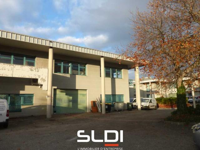 Bureaux A VENDRE - BRON - 152 m²