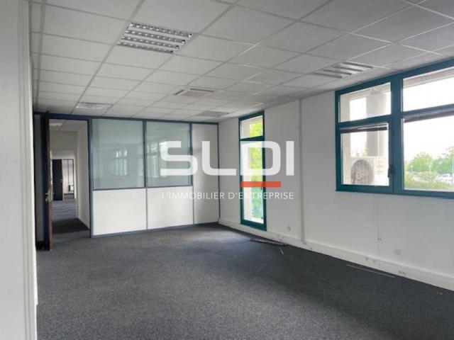 Bureaux A VENDRE - BRON - 152 m²
