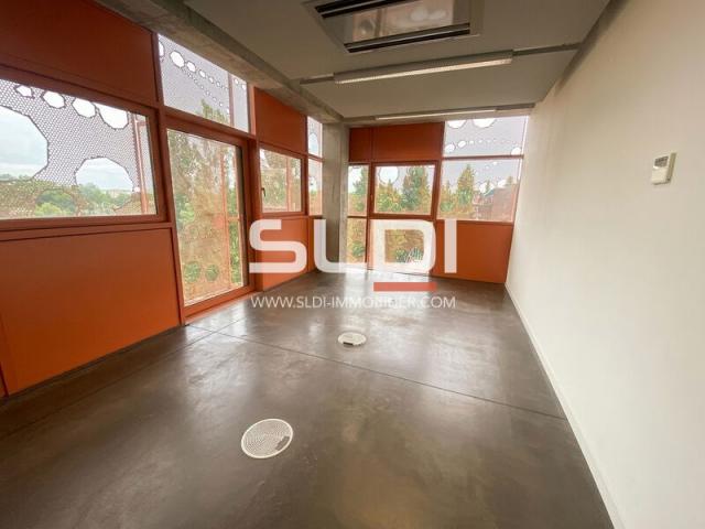 Bureaux A LOUER - LYON - 1 068 m²