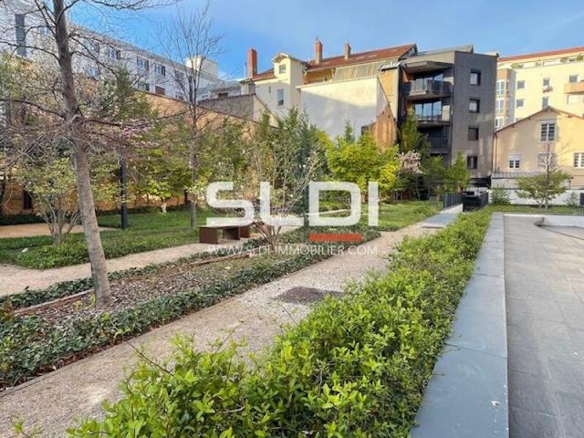 Bureaux A LOUER - LYON - 218 m²