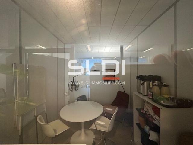 Bureaux A LOUER - LYON - 218 m²