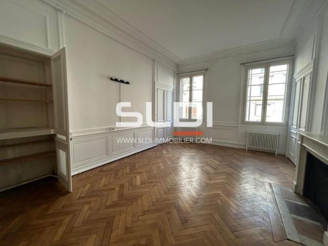 Bureaux A VENDRE - LYON - 150 m²