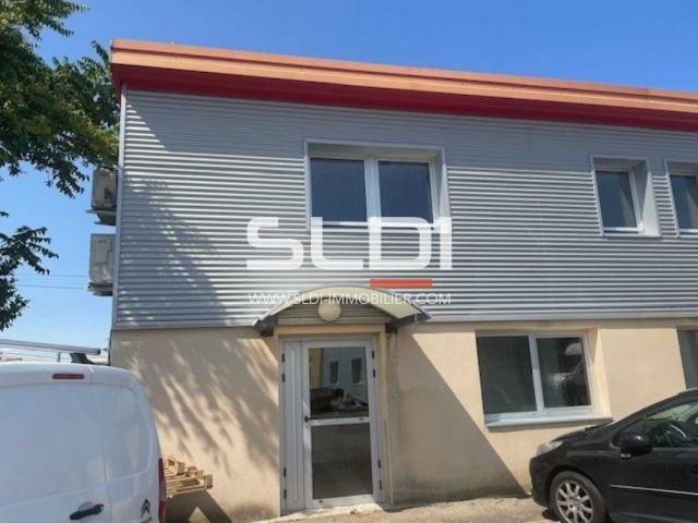 Bureaux A LOUER - CHASSIEU - 157 m²