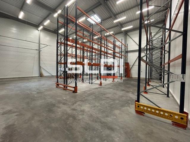 Locaux d'activités A LOUER - NEUVILLE SUR SAONE - 507 m²