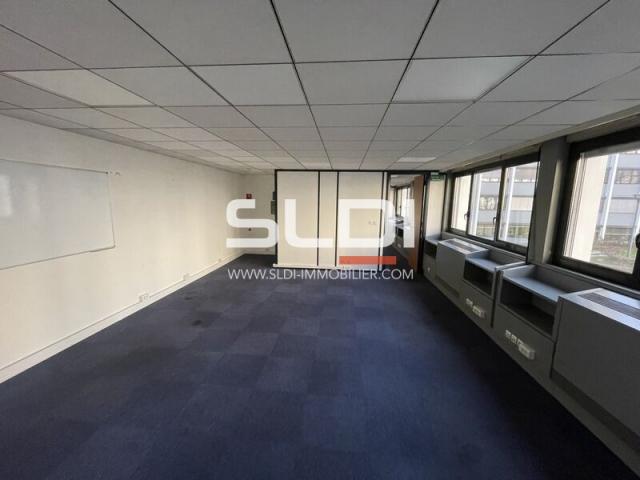 Bureaux A LOUER - VILLEURBANNE - 139 m²