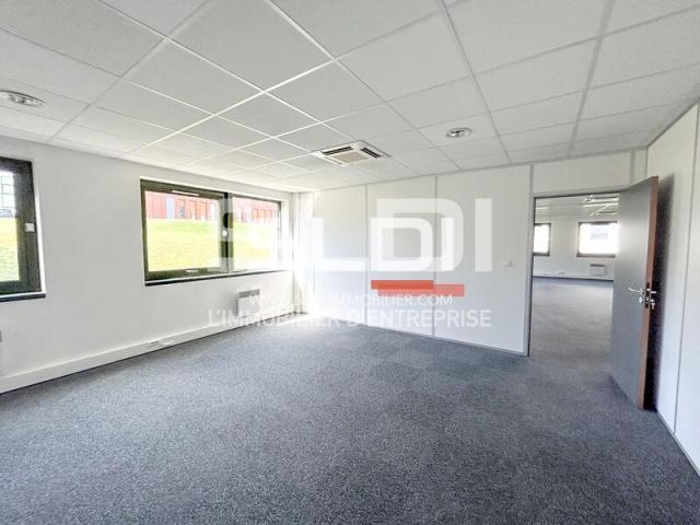Bureaux A LOUER - LIMONEST - 90 m²