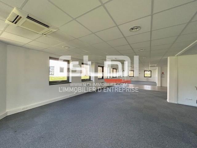 Bureaux A LOUER - LIMONEST - 90 m²