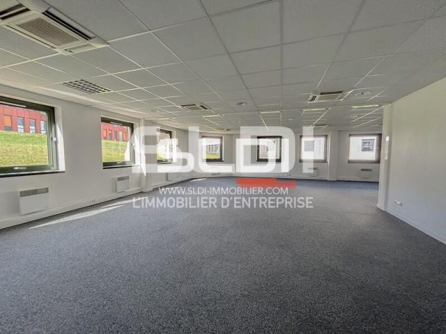 Bureaux A LOUER - LIMONEST - 90 m²