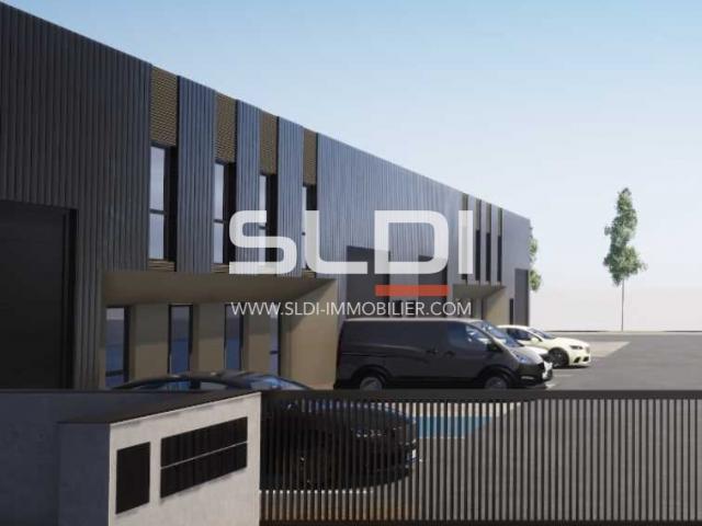 Locaux d'activités A VENDRE OU A LOUER - MACON - 2 777 m²