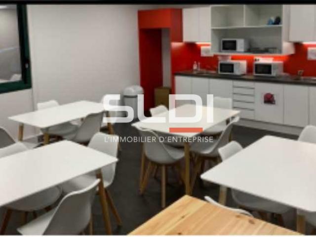 Bureaux A LOUER - LIMONEST - 106 m²