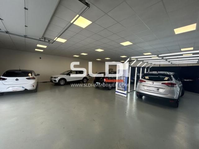 Locaux d'activités A LOUER - REYRIEUX - 1 362 m²