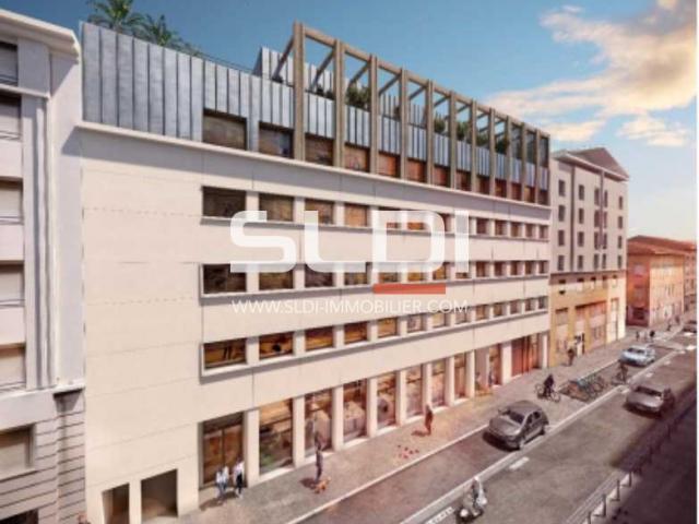 Bureaux A VENDRE - LYON - 816 m²