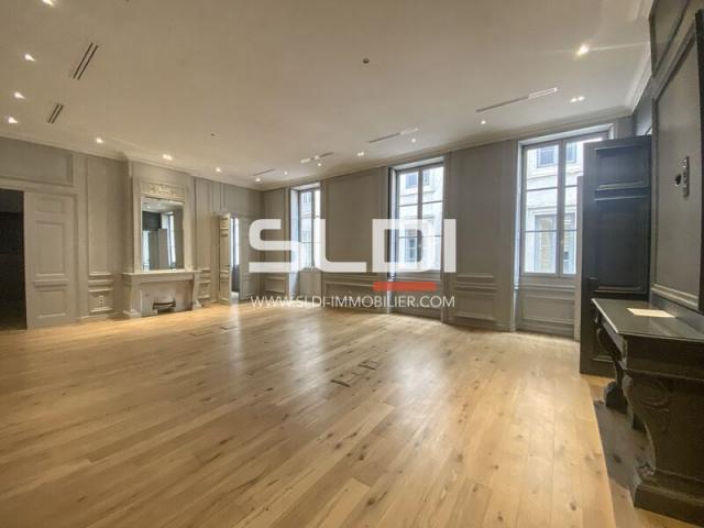 Bureaux A LOUER - LYON - 176 m²