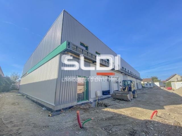 Locaux d'activités A LOUER - MIONS - 154 m²