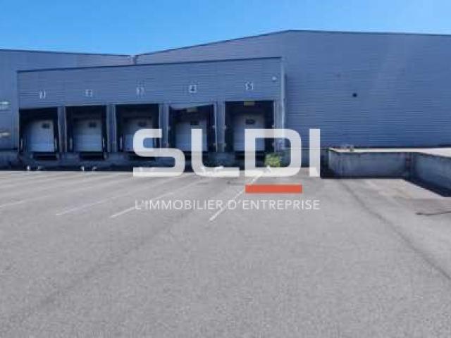 Locaux d'activités A VENDRE OU A LOUER - SAINT JUST SAINT RAMBERT - 6 600 m²