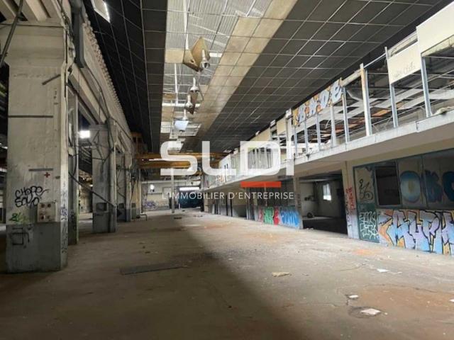 Locaux d'activités A VENDRE - GIVORS - 4 387 m²