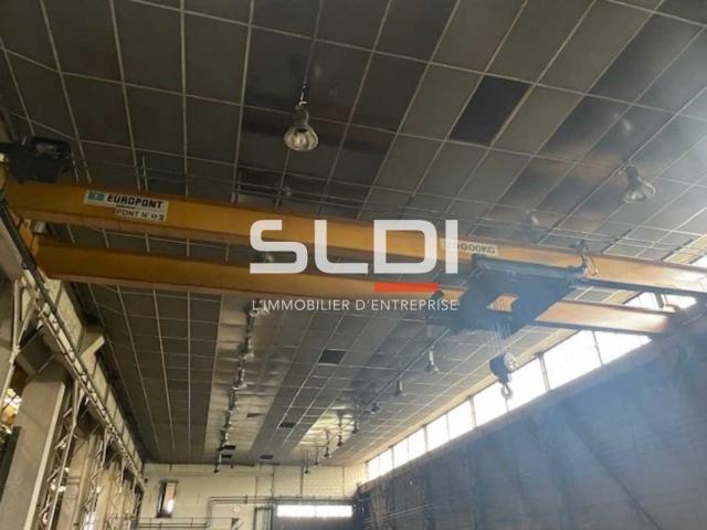 Locaux d'activités A VENDRE - GIVORS - 4 387 m²