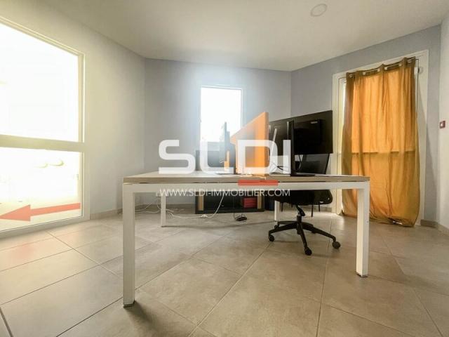 Bureaux A LOUER - AMBERIEU EN BUGEY - 300 m²