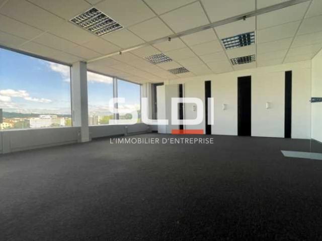 Bureaux A VENDRE OU A LOUER - LYON - 296 m²