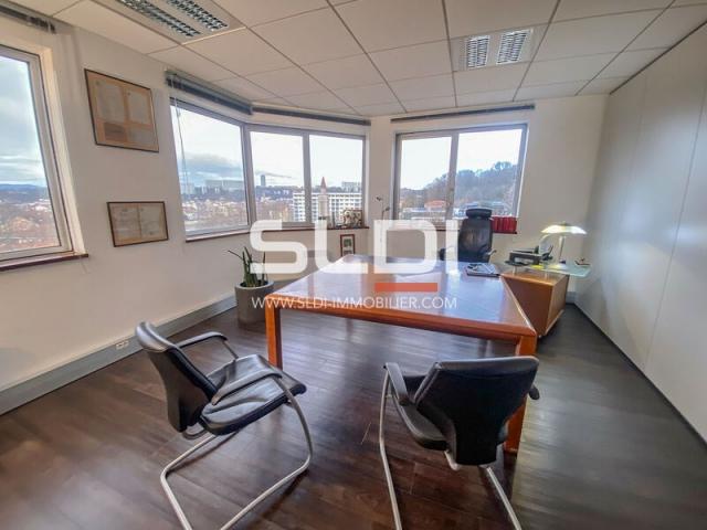 Bureaux A VENDRE - LYON - 370 m²
