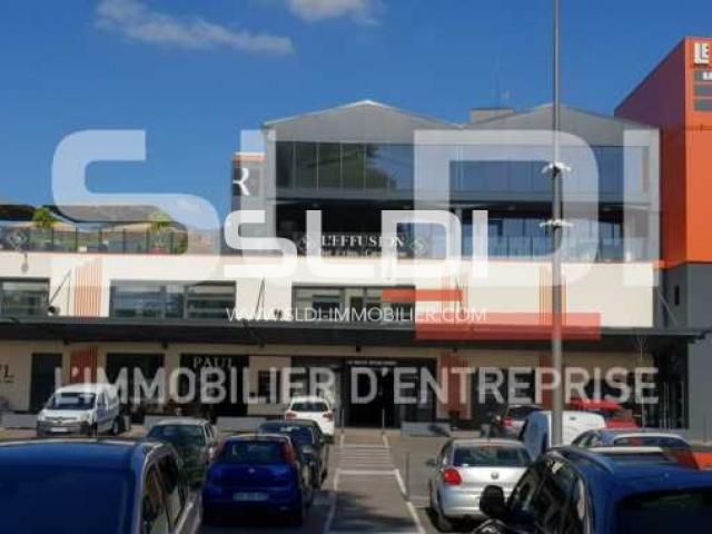 Bureaux A VENDRE - BOURGOIN JALLIEU - 388 m²