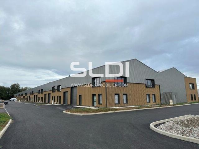 Locaux d'activités A VENDRE OU A LOUER - BOURGOIN JALLIEU - 234 m²