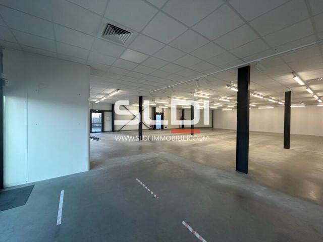 Commerces A LOUER - GENAY - 366 m²