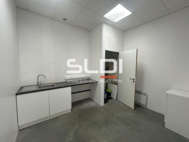 Commerces A LOUER - GENAY - 366 m²