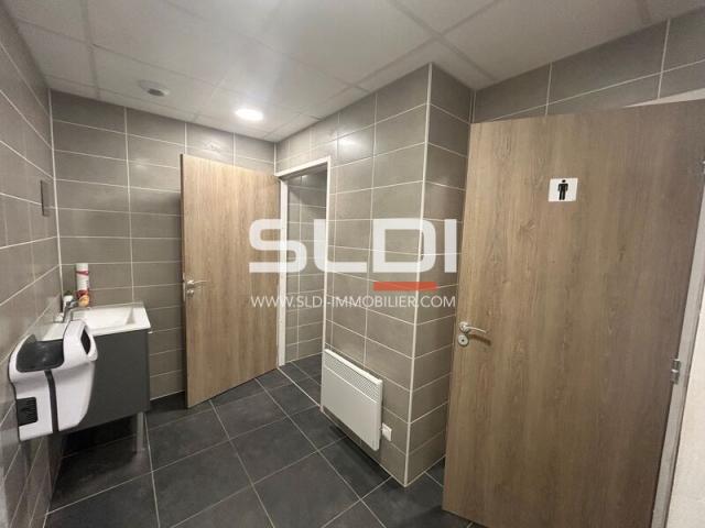 Commerces A LOUER - GENAY - 366 m²