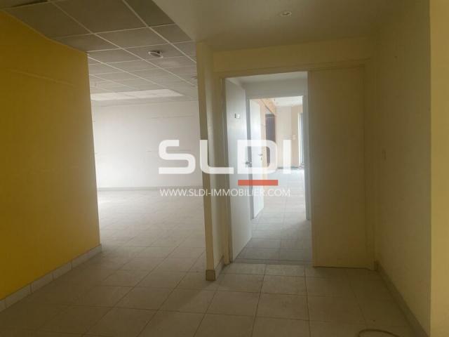 Bureaux A LOUER - BRINDAS - 400 m²