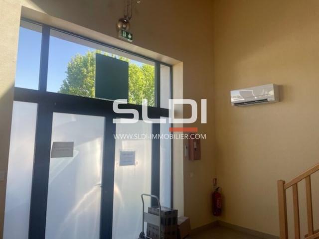 Bureaux A LOUER - RILLIEUX LA PAPE - 110 m²