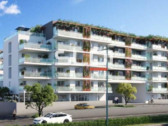 Commerces A VENDRE - CLERMONT FERRAND - 60 m²