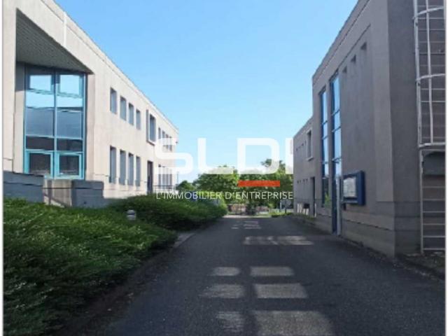 Bureaux A VENDRE - SAINT QUENTIN FALLAVIER - 460 m²