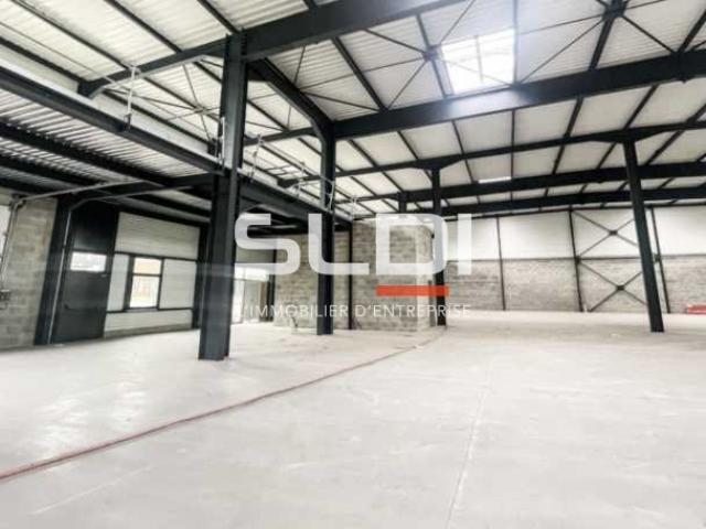 Locaux d'activités A VENDRE - VILLEFRANCHE SUR SAONE - 997 m²