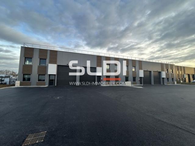 Locaux d'activités A VENDRE - VILLEFRANCHE SUR SAONE - 997 m²