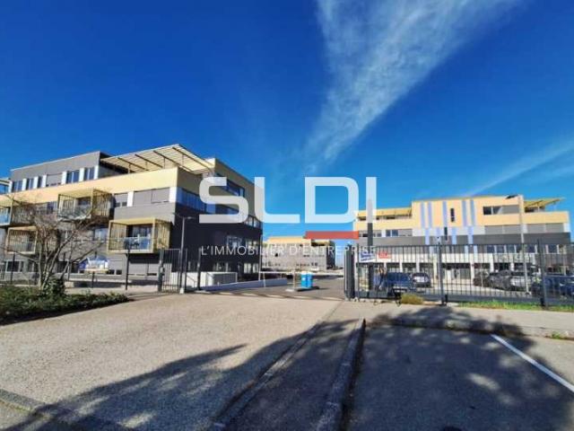 Bureaux A LOUER - VALENCE - 98 m²