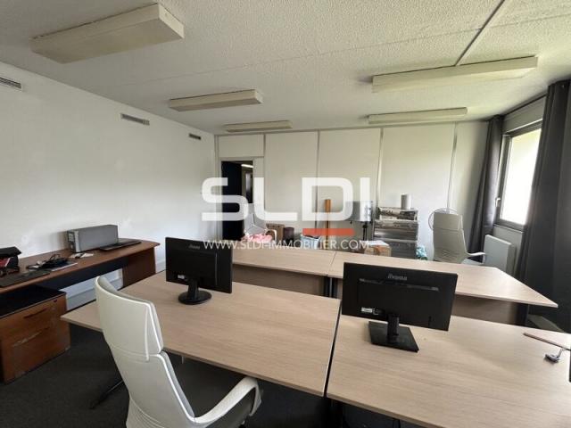 Bureaux A LOUER - ECULLY - 178 m²