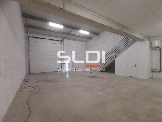 Locaux d'activités A LOUER - VAULX MILIEU - 155 m²