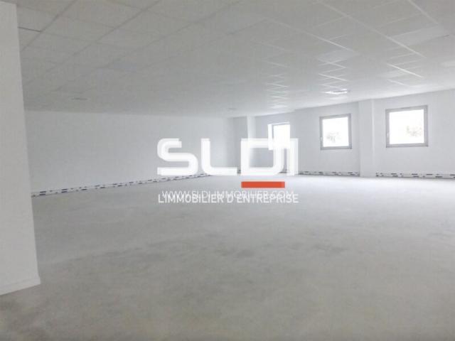 Bureaux A VENDRE - SAINT PRIEST - 167 m²