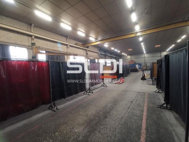 Locaux d'activités A VENDRE - BEAUVOIR DE MARC - 1 870 m²