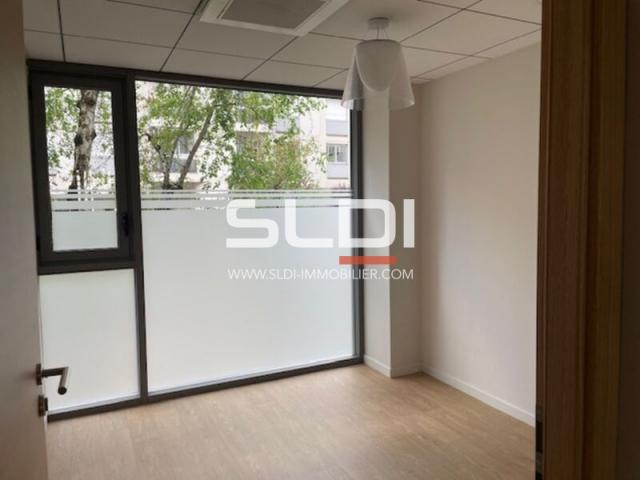 Bureaux A LOUER - LYON - 235 m²